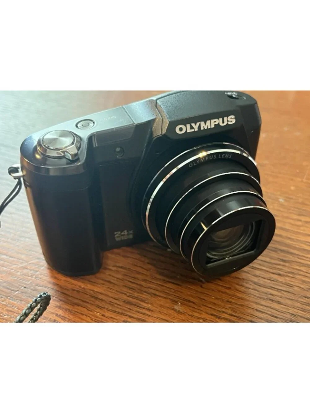 Olympus Stylus SZ-17 24x HD Digital Camera W/ Battery Box Book Disk Cords No SD